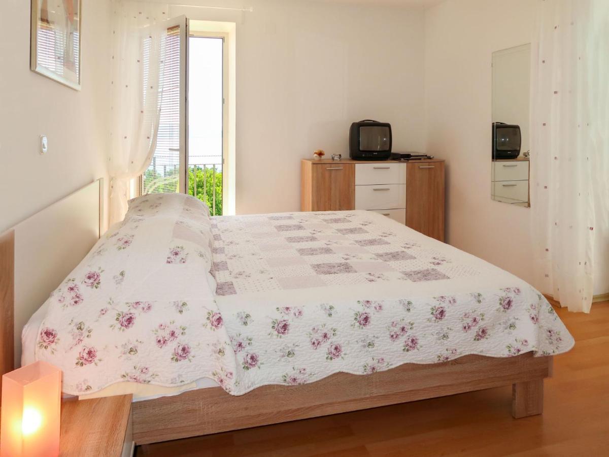 Apartment Marinella - Lbn121 By Interhome Labin  Dış mekan fotoğraf